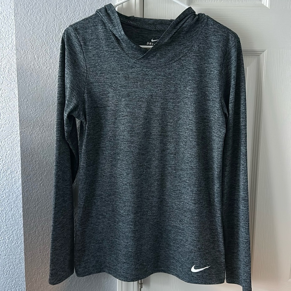 $7 SALE! EUC Nike dri-fit grey lightweight hooded top sz S